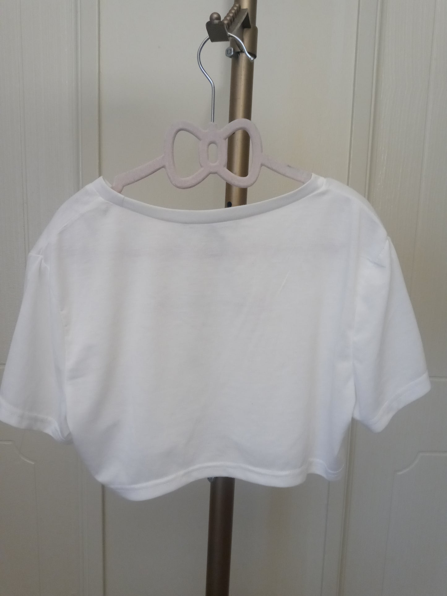 SHEIN Attitude White Crop Top