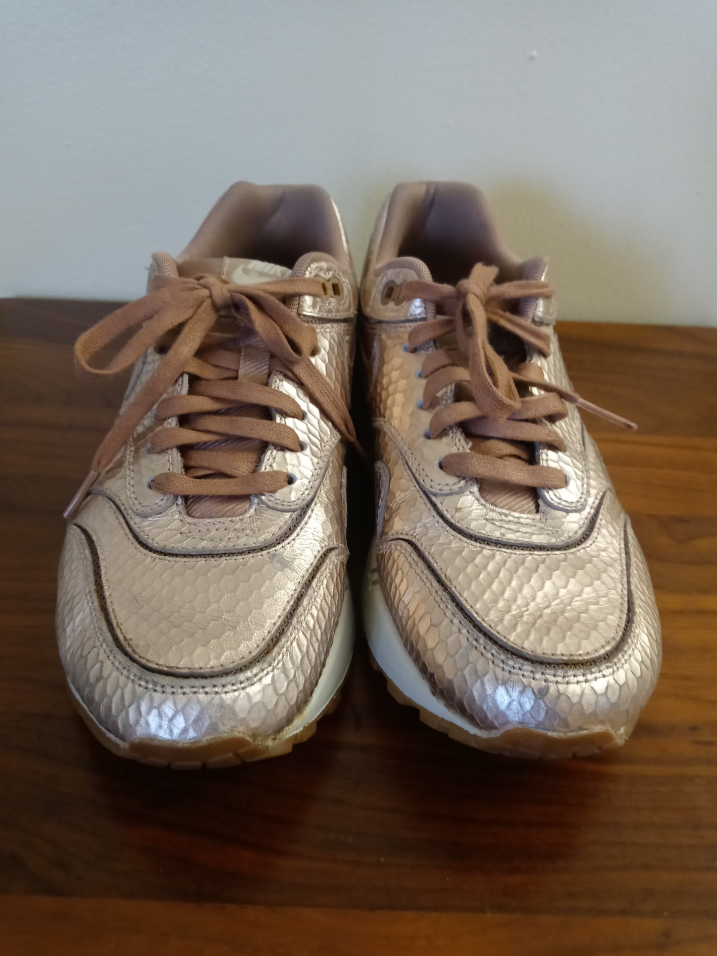 Nike Women's Wmns Air Max 1 Cut Out Prm 'Bronze