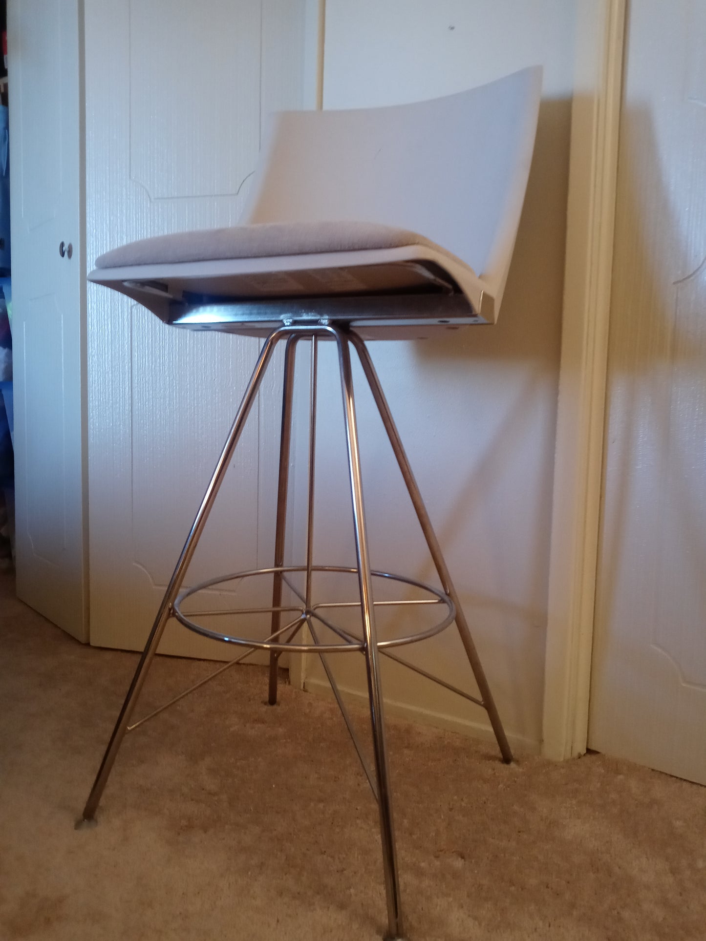 Indecom Design: Just Meyer Bar Stool