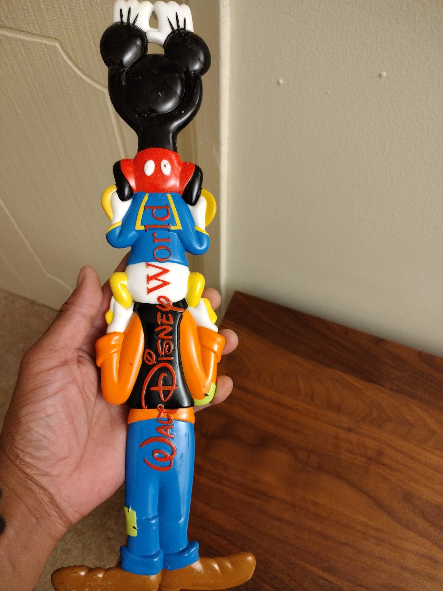 Mickey Mouse, Donald Duck & Goofy Backscratcher