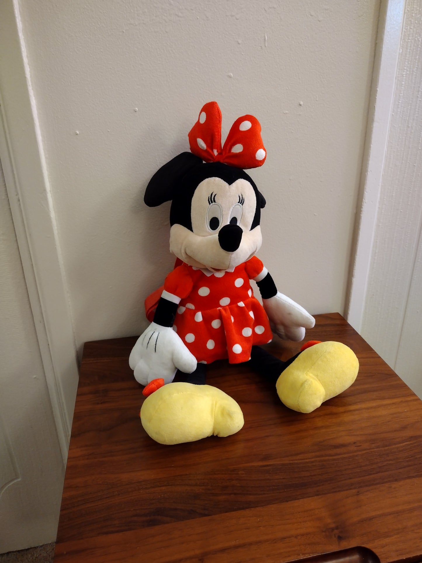 Disney Minnie Mouse 17" Plush Doll Backpack With Adjustable Strap