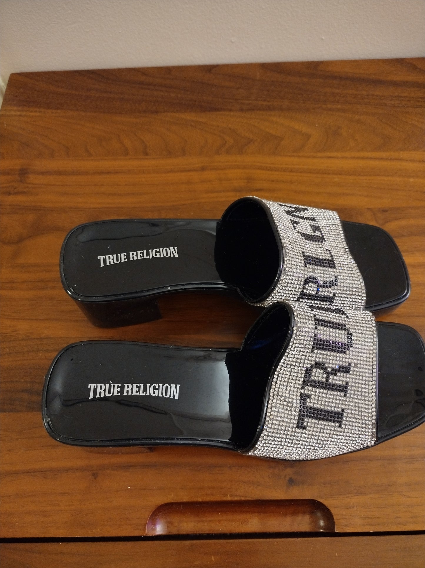 True Religion Embellished Block Heel Mule Sandal Size 8 -