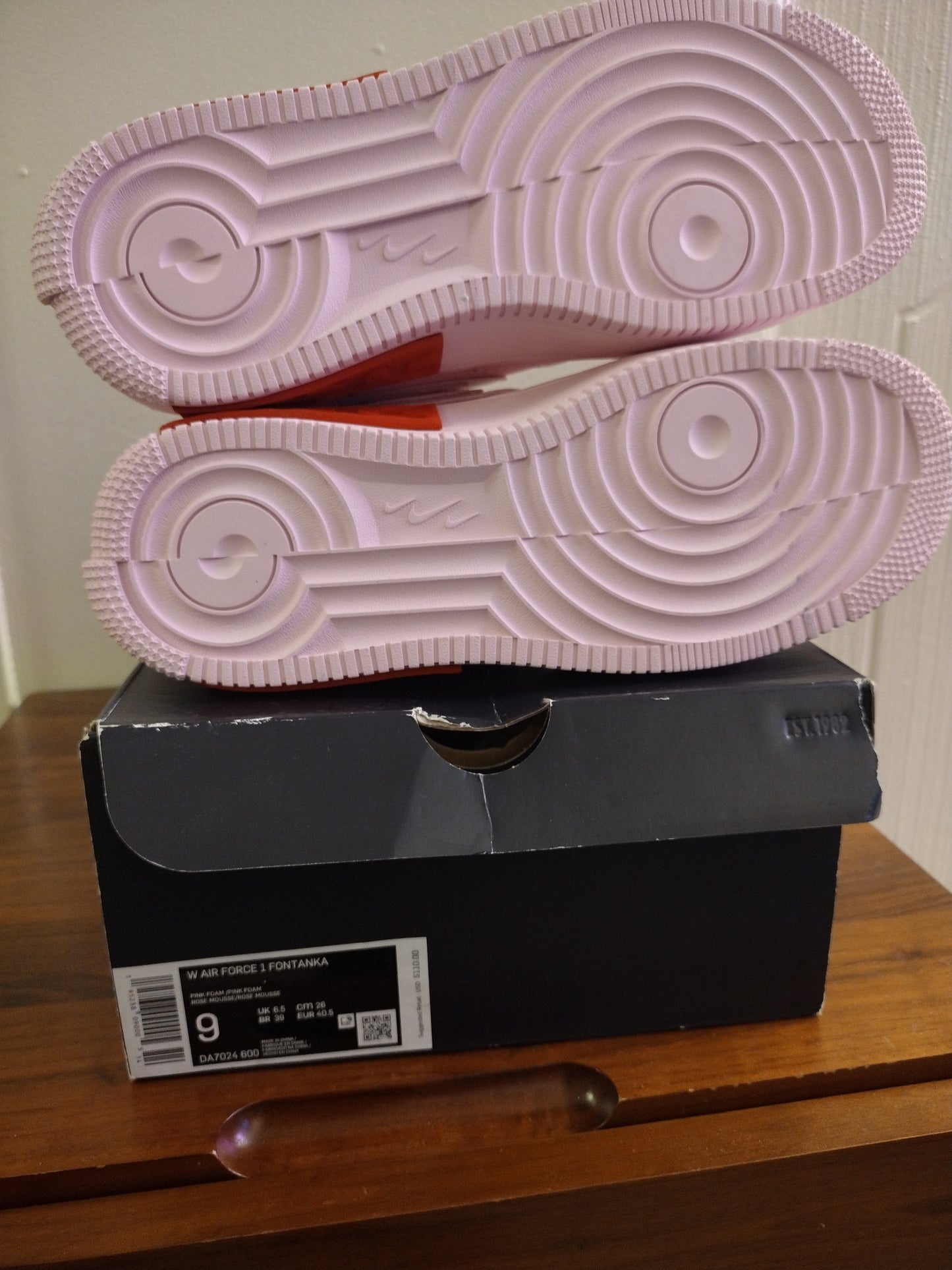 Nike Air Force 1s Fontanka Foam " Valentines Day " Style Code : DA -7024 600