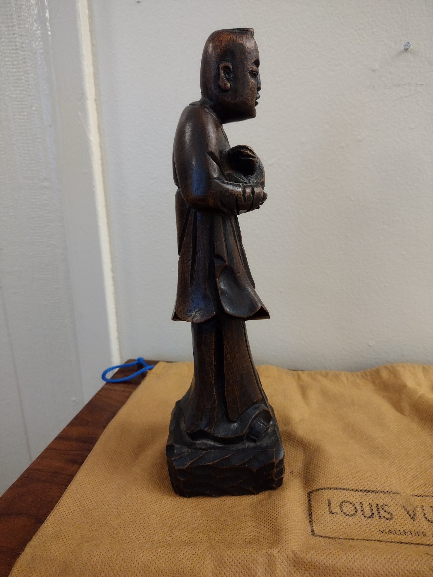 Brown Wooden Statue Figurine 10" 10" Tall Pre Owned Good Condition