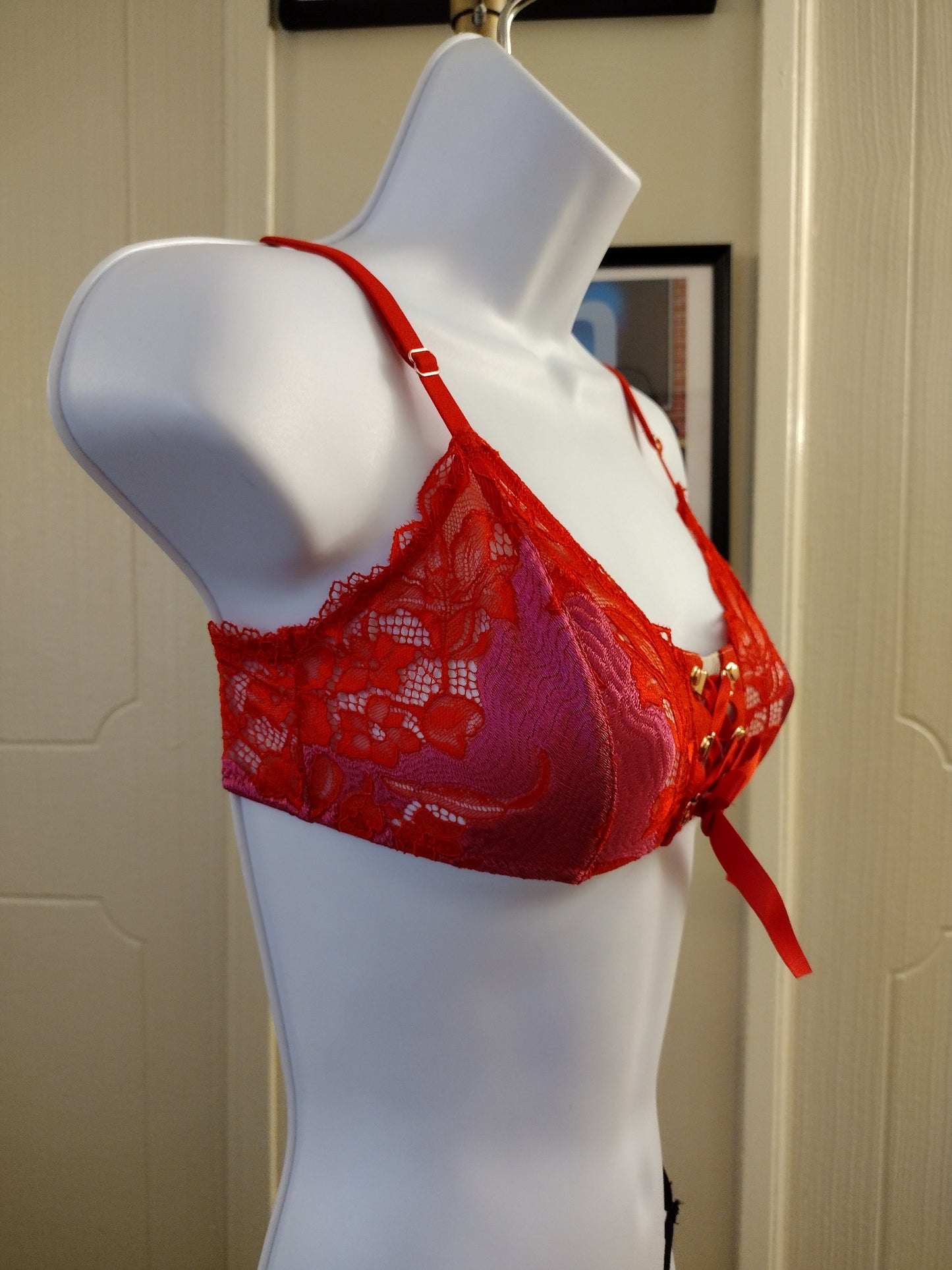 Savage x Fenty Lace'd Up Bralette Size - Small