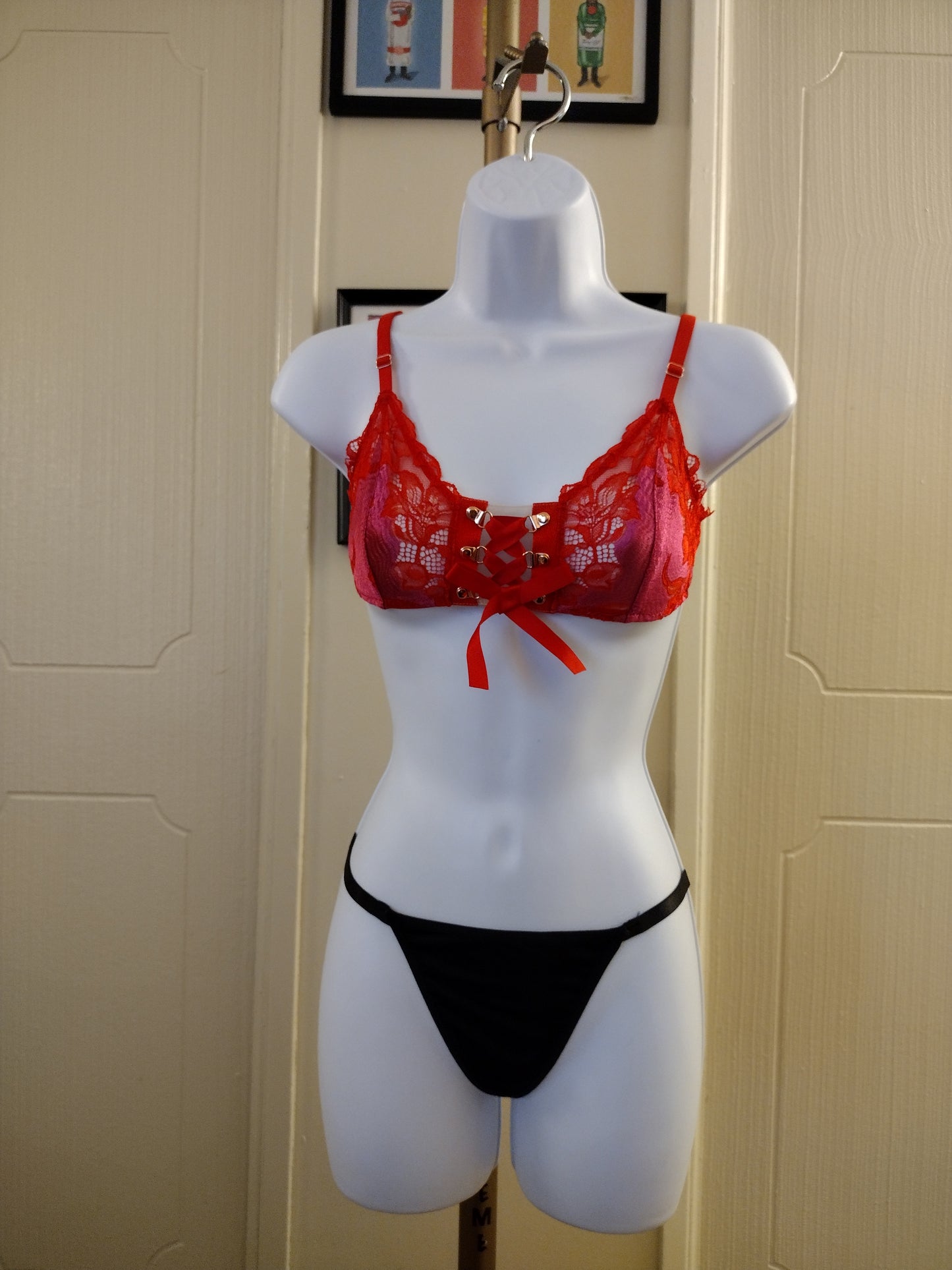 Savage x Fenty Lace'd Up Bralette Size - Small