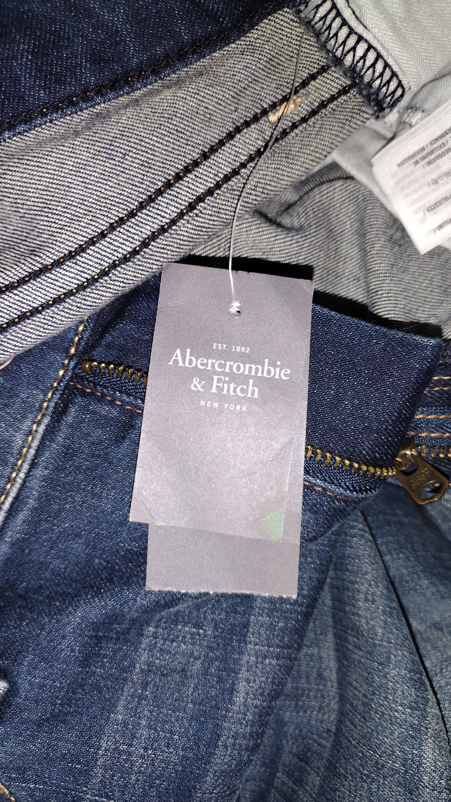 Abercrombie & Fitch Women's Blue Distressed Jeans - Harper Ankle
