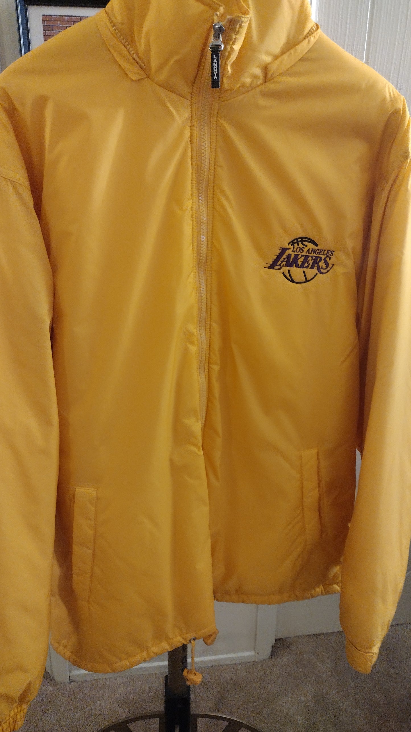 Los Angeles Lakers Yellow Jacket With Detachable Hoodie - Size XL
