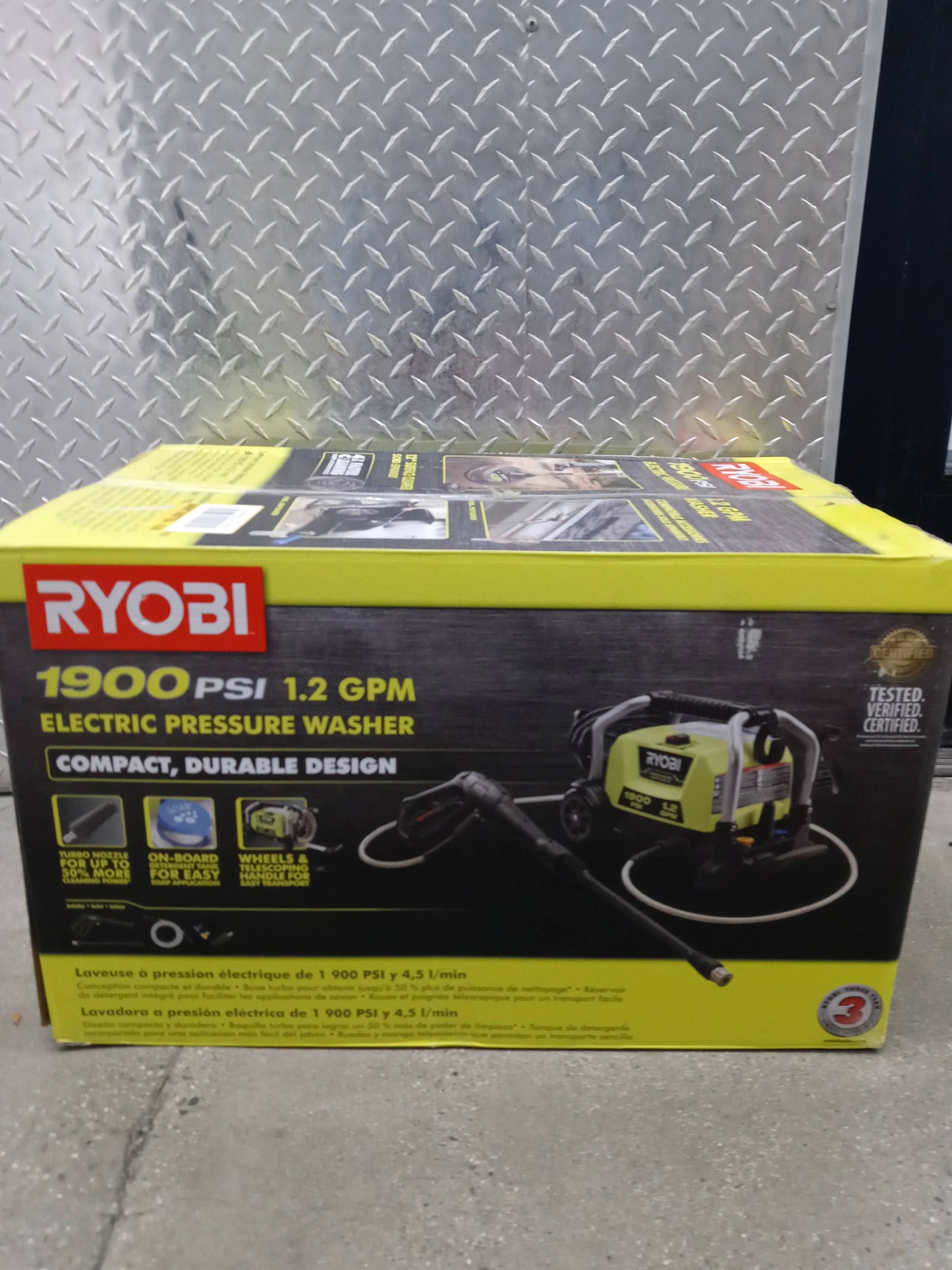 Ryobi 1900 Psi Electric Pressure Washer - 1.2 GPM - Cold Water Source / Corded