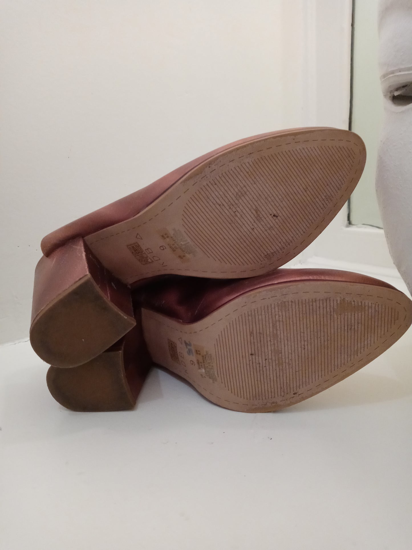 Kelsi Dagger Brooklyn Women's Low Rise Strapless Slide On Heels