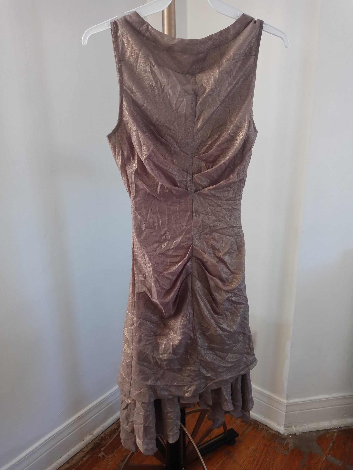 Doe & Rae Gold Silk Metallic Short Knee Length Dress - Women's Size Small - Brand New Never Worn - Still Has Original Tags