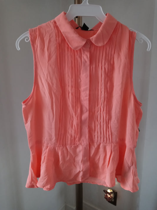Forever 21 Women's Blouse Top Sleeveless Button Up - Color : Coral