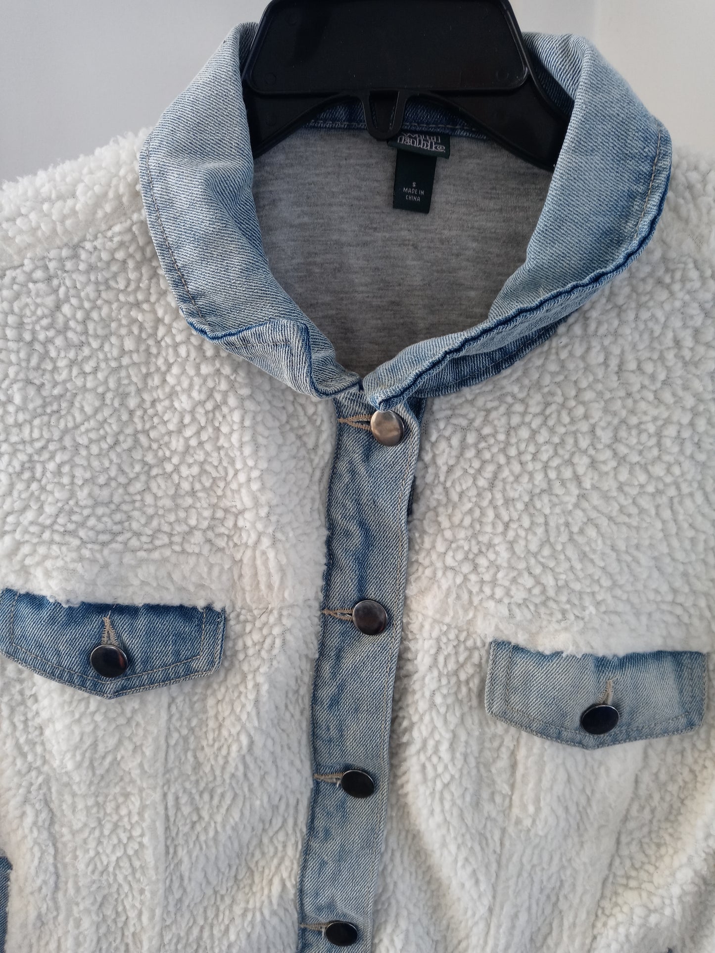 Wild Fable Denim & Sherpa Jacket - Pre Owned - Good Condition - Women's Size Small