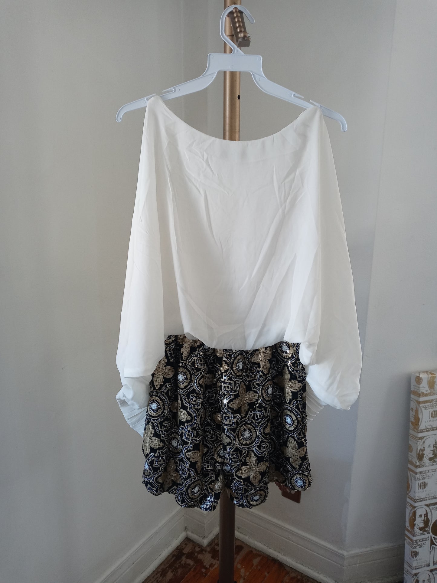 Cals Women's 1 Piece Blouse Top With Sequence Shorts Bottom -