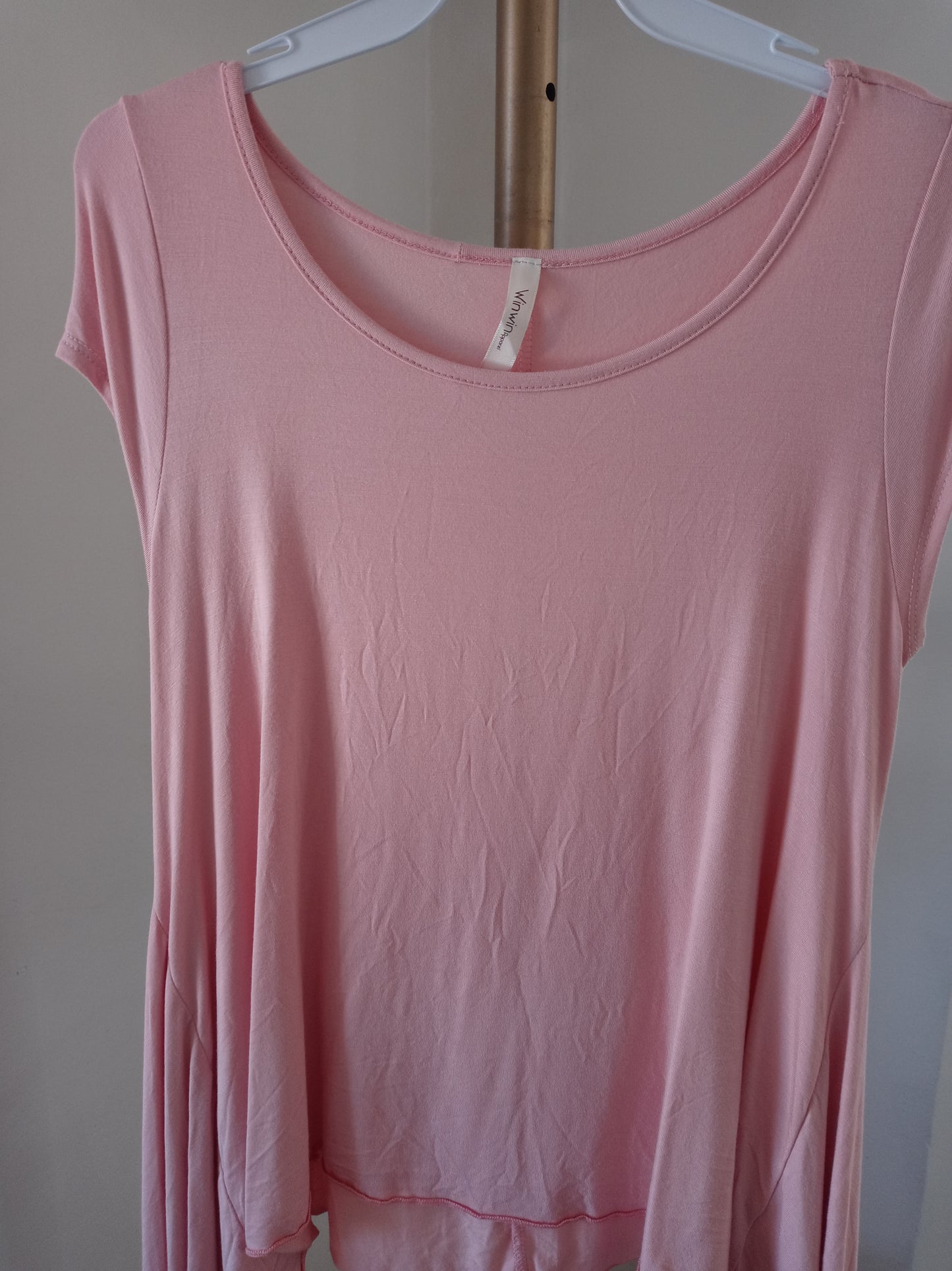 Win Win Apparel Women's Blouse Top Sleeveless