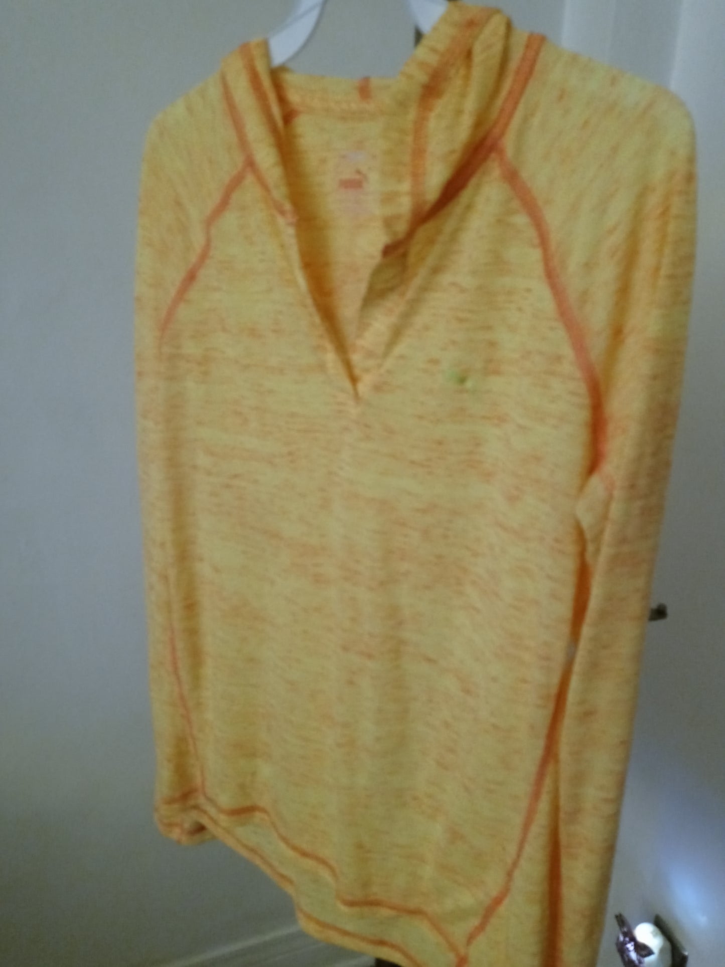 Puma Sport Life Style Women's Active Wear Long Sleeve Hoodie Pull Over Sweat Shirt
