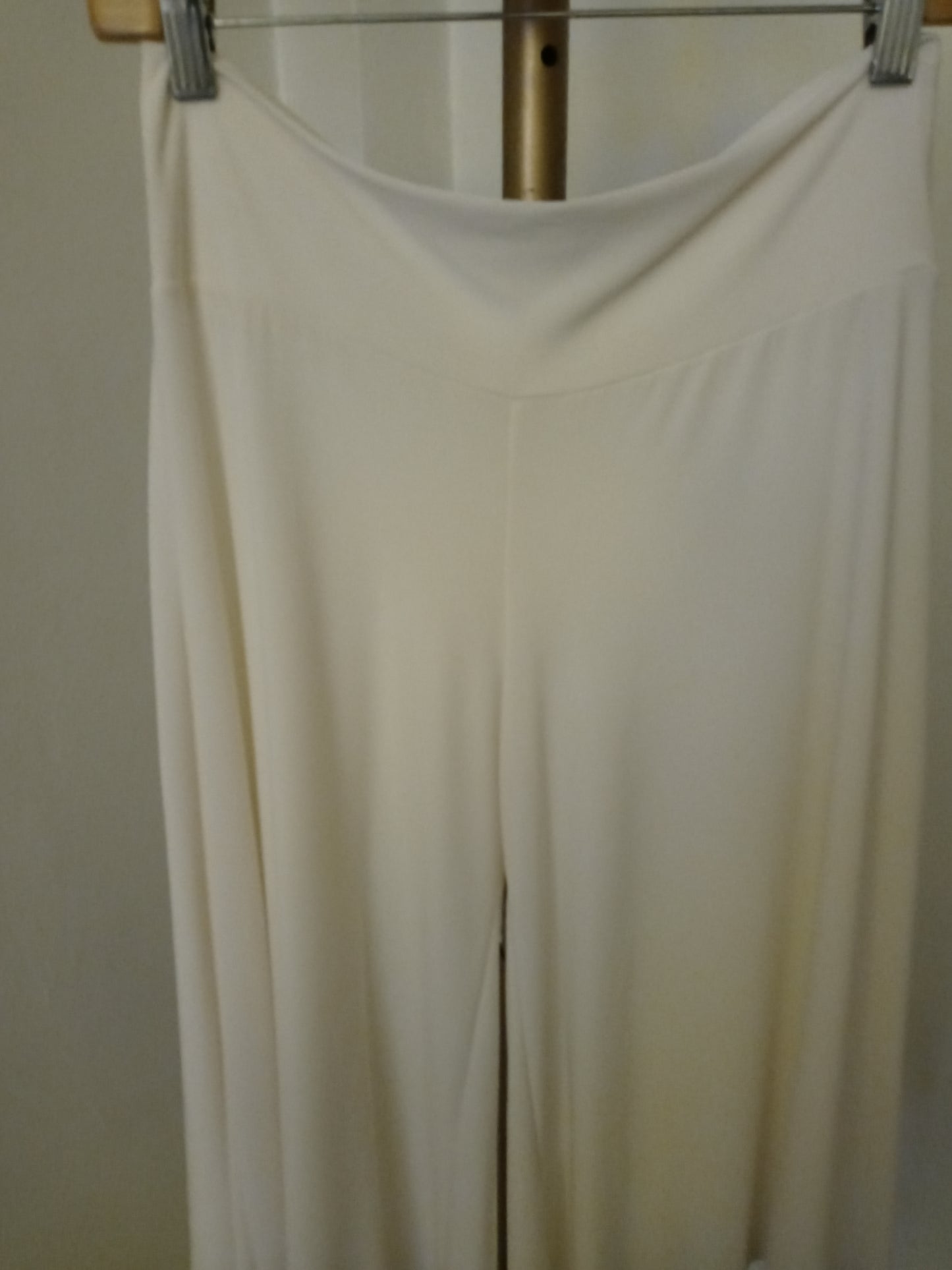 Love in Women's Shorts / Dress Shorts -