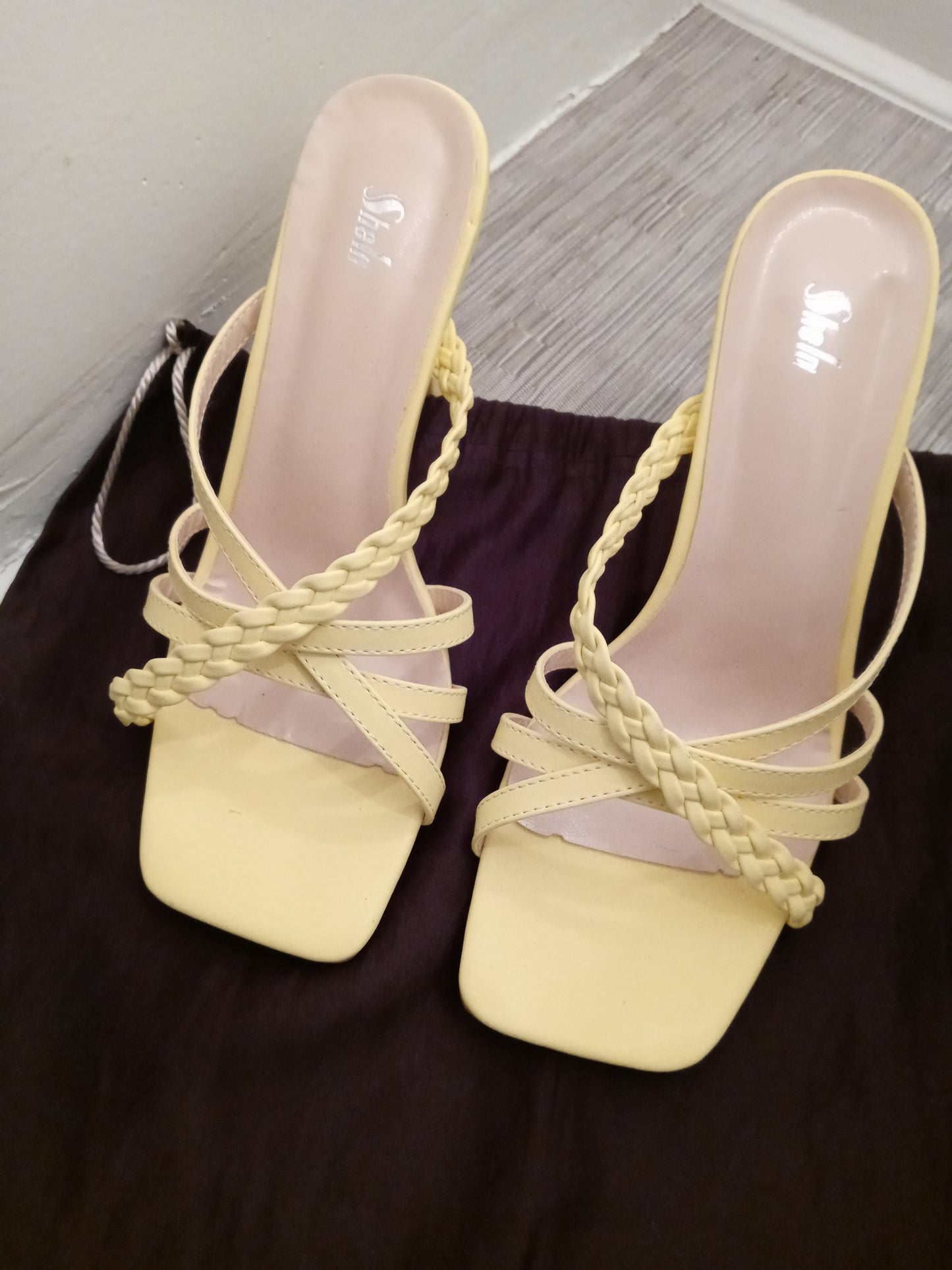 SheIn Women's Dress Shoes Heels