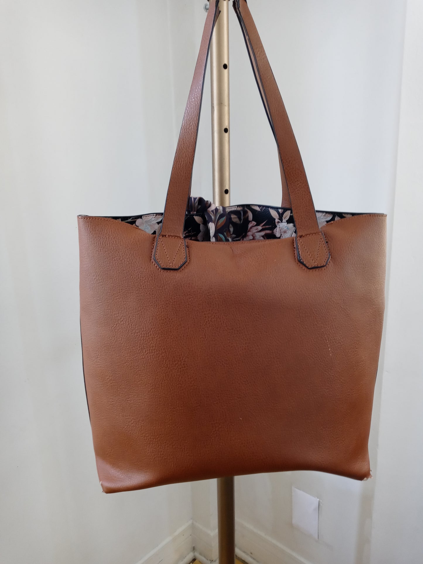 Steve Madden Women's Large Tote Bag - Color : Brown
