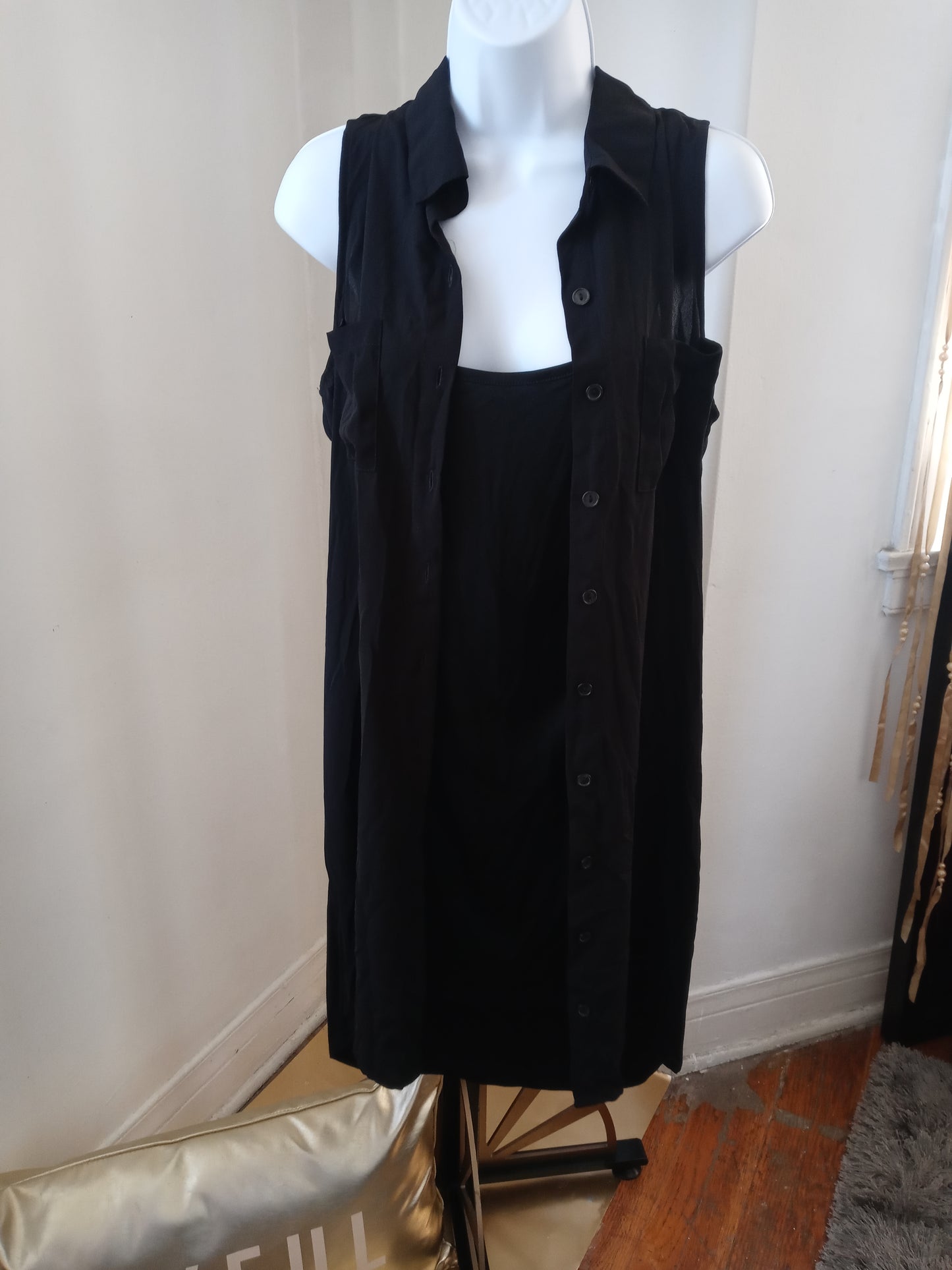 Forever 21 Short Sleeve Knee Length Black Blouse Dress - New With Original Tags -