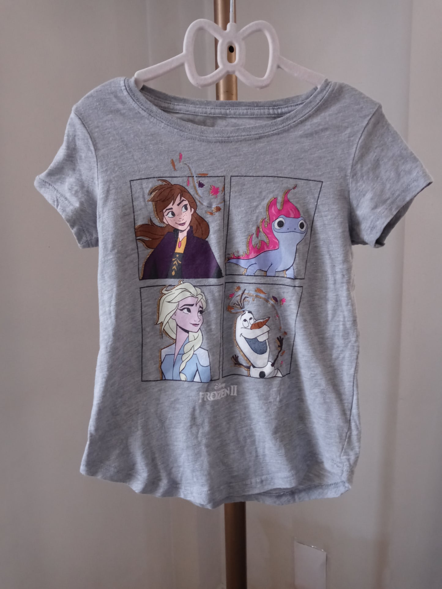 Disney Frozen II Kid's Girl's T-Shirt Grey Short Sleeves - Pre Owned