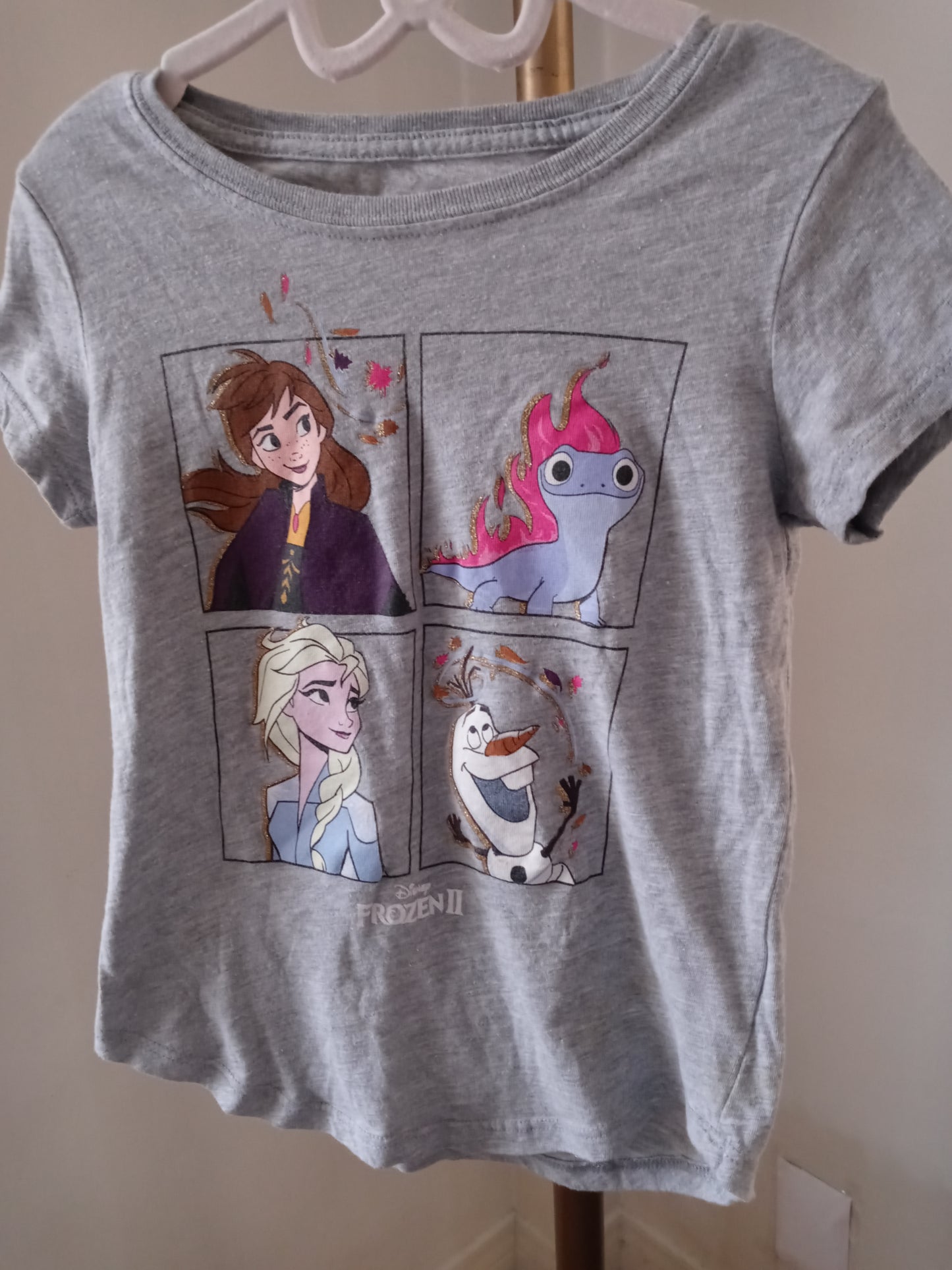 Disney Frozen II Kid's Girl's T-Shirt Grey Short Sleeves - Pre Owned