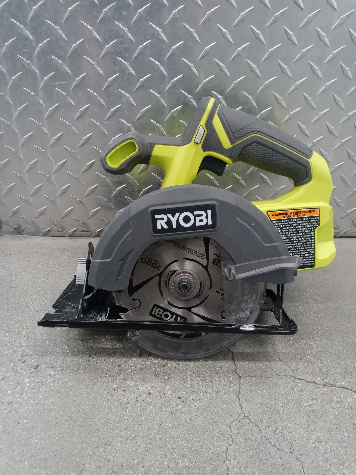 Ryobi One + 18V Cordless 5 1/2 in. Circular Saw