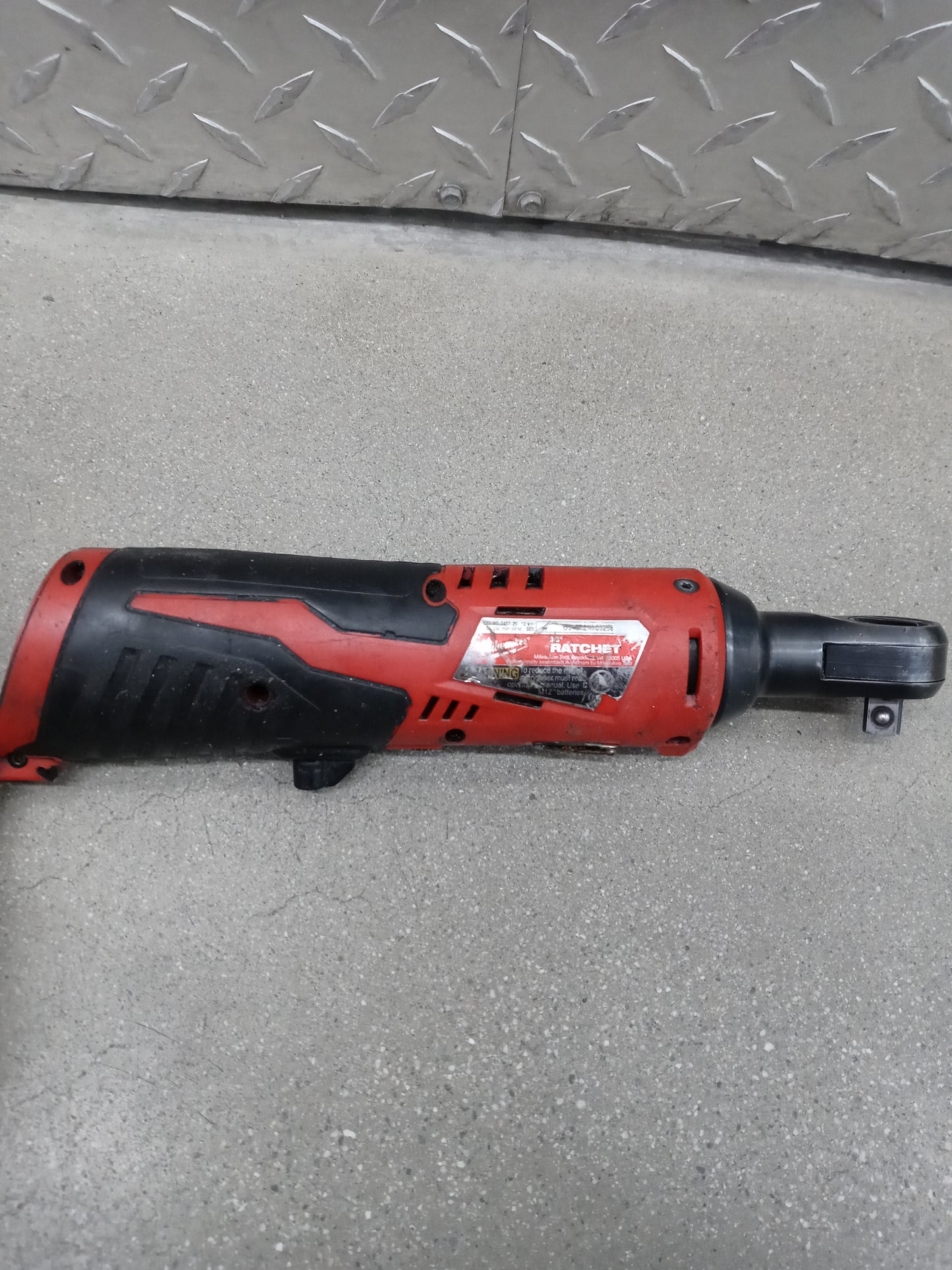 Milwaukee M12 12V 3/8" Inch Cordless Ratchet