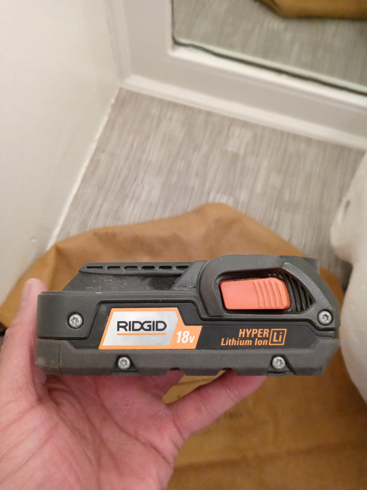 RIDGID TOOLS - Li - Ion 2AH. Battery 18V - R840086 (130218109).