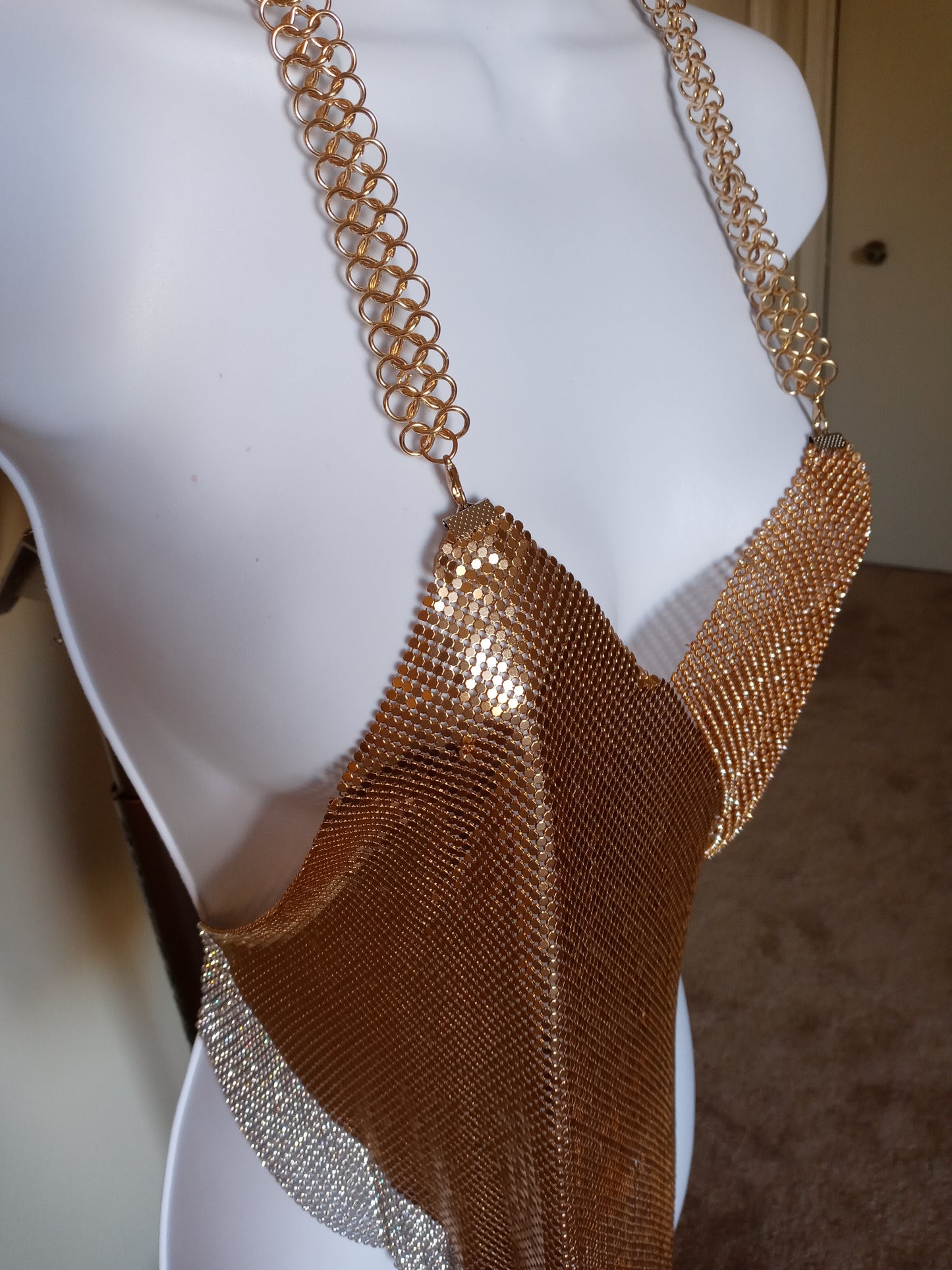 Emotae Aluminum Mesh Triangle Gold & Silver Sleeveless Back Out Crop Top