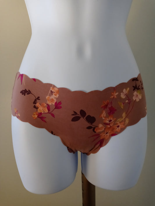 Auden invisible Edge Cheeky Panty