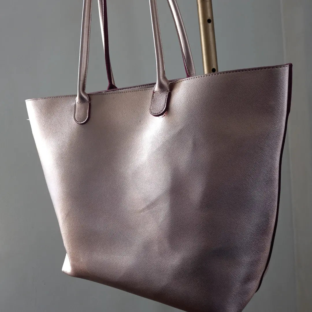 Bath and Body Works Vip Rose Gold Tote Bag.