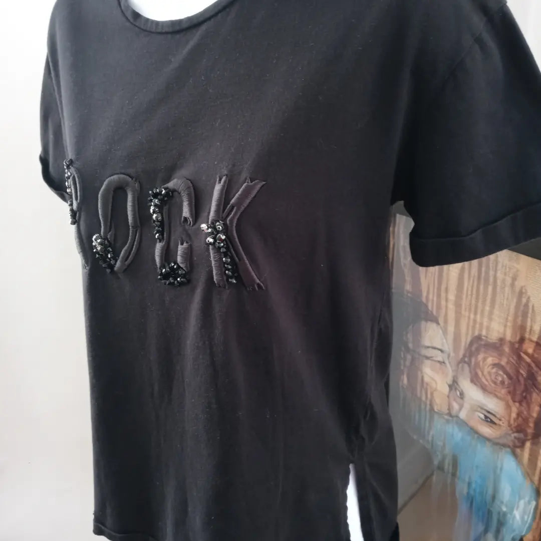 Zara Basic Collection All Black Rock Women's T Shirt in Black -