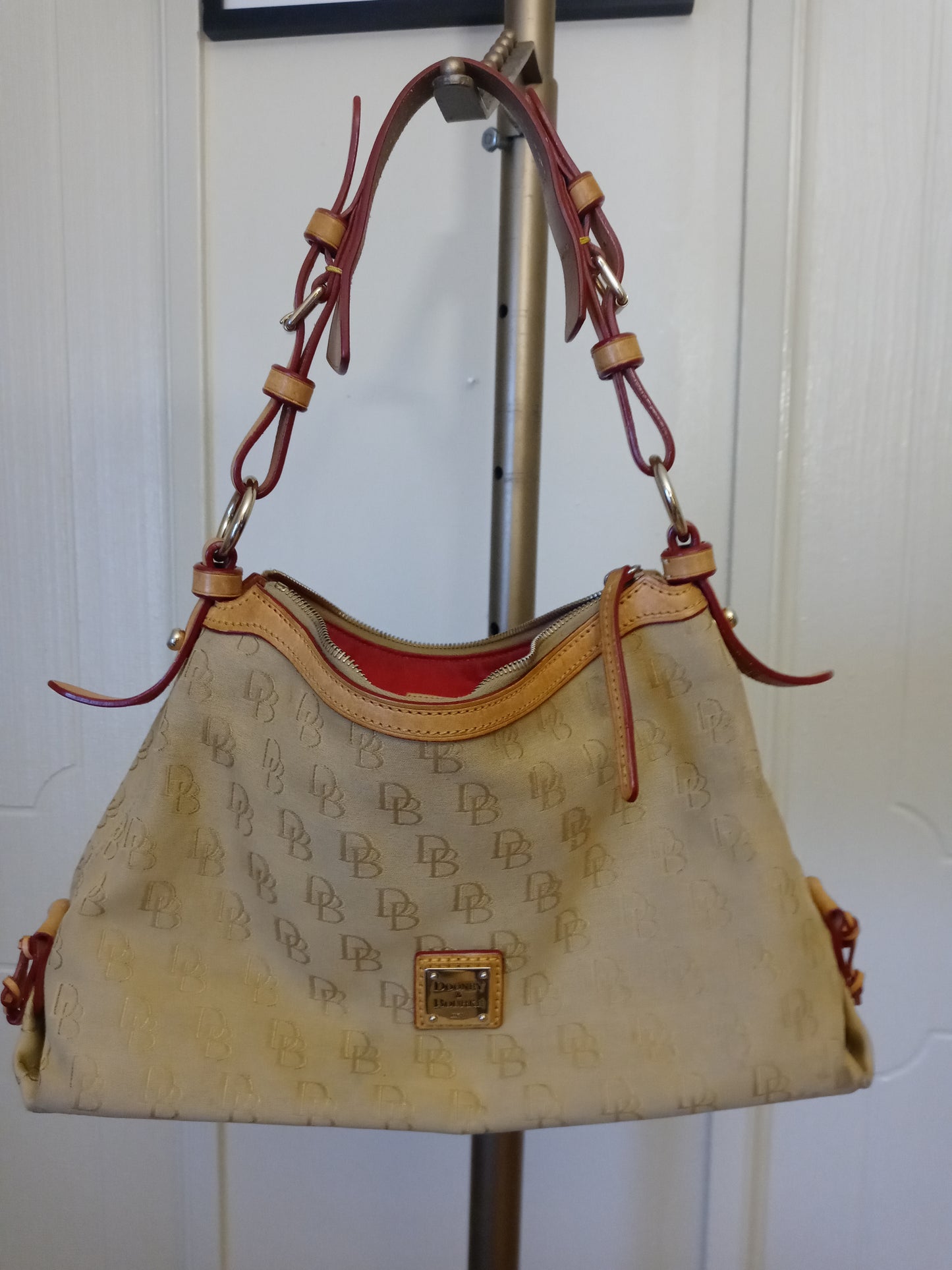 Fabric Dooney & Bourke purse with leather accents