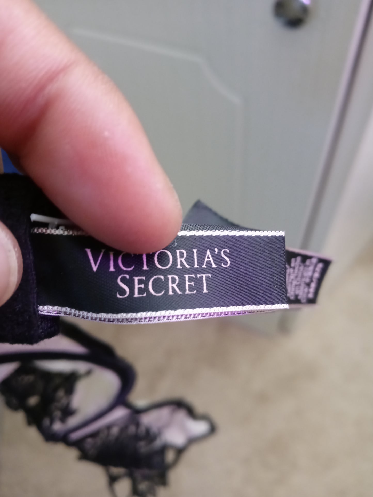 Victoria's secret bra Size 34B
