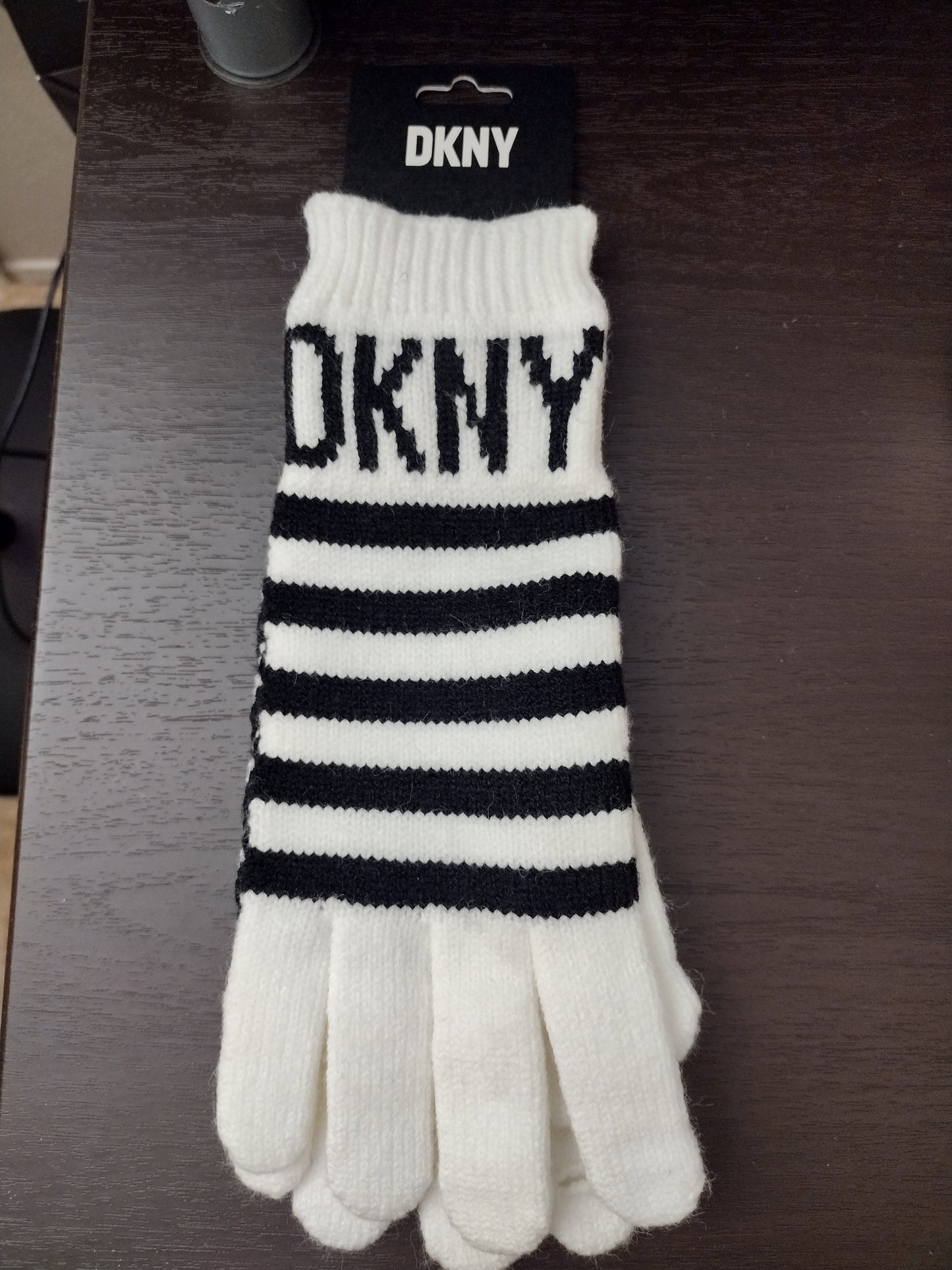 DKNY ivy women's black and white gloves