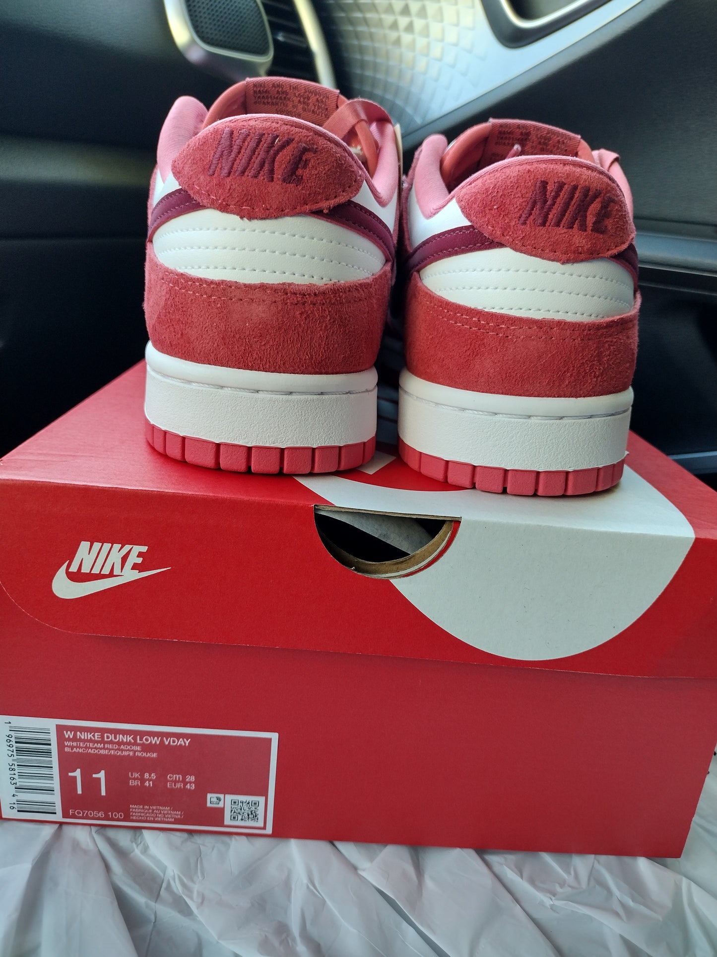 Nike Dunk Low " Valentines Day " Women's Size - 11