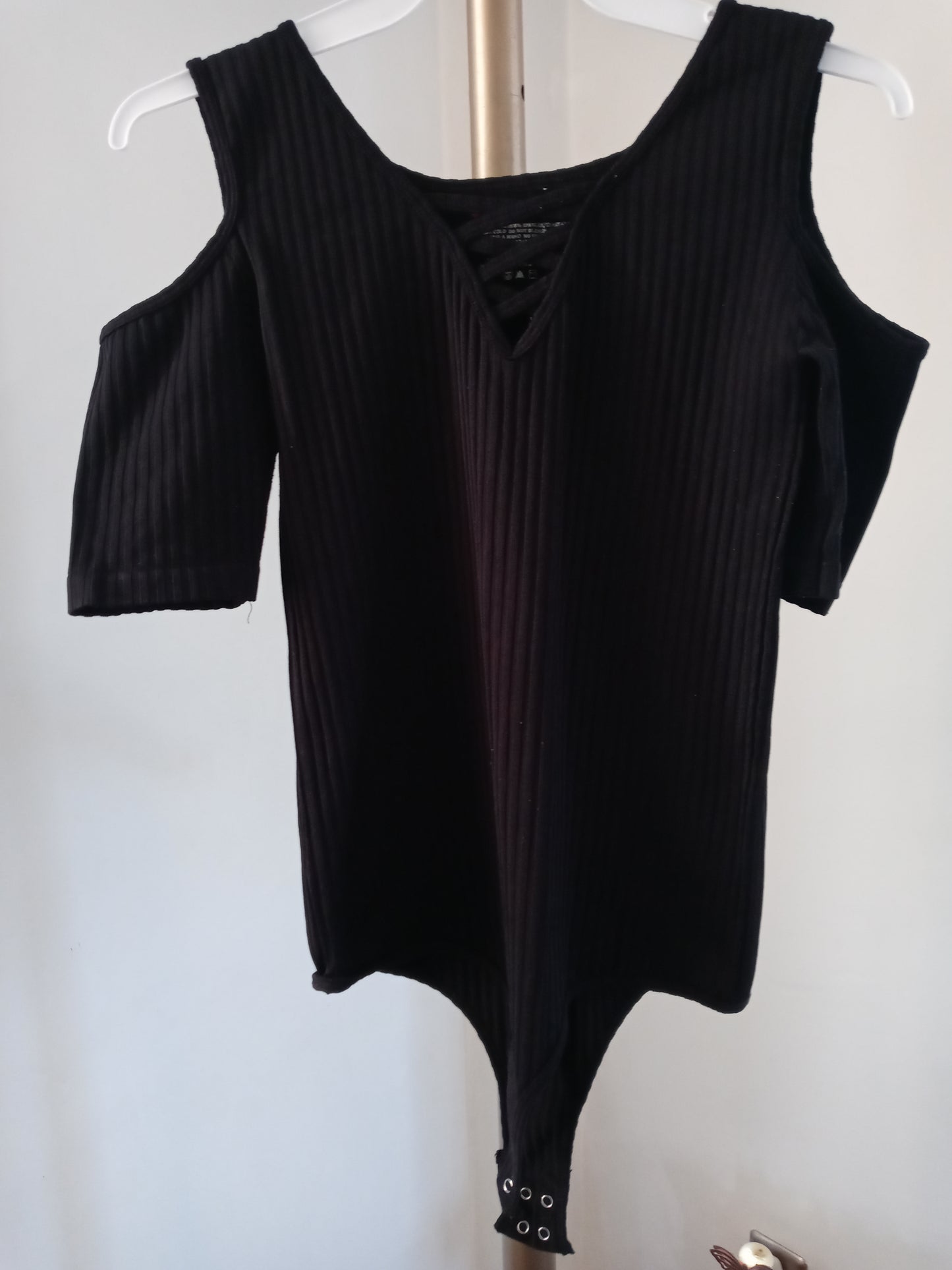 Ida Fashion -  1 Piece Jumpsuit Cold Shoulder V Neck In Black
