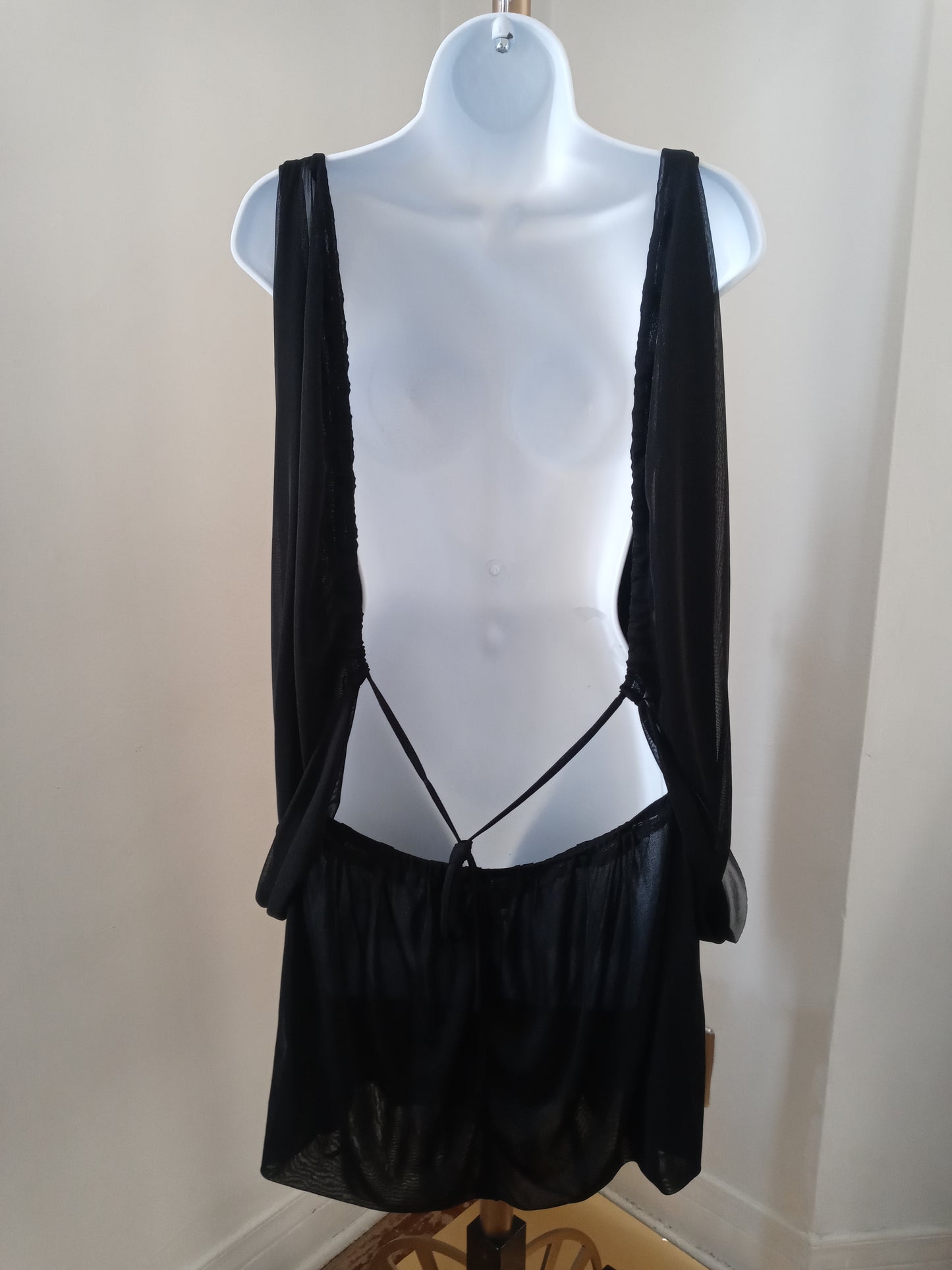 Vera Wang Women's Black Sheer See Thru Flair Long Sleeve Back Out Blouse Skirt 1 Piece
