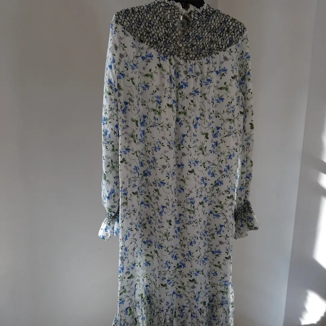 Zara Women's Floral Pattern Long Sleeve Ruffled Maxi Full Knee Length Sleepwear / Scrubs