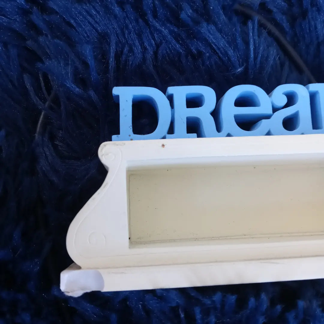 HALLMARK DISNEY MICKEY DREAM DECORATION DYG9110 DESK FIGURINE RESIN GIFT.